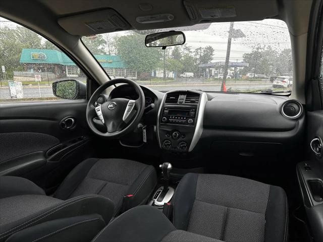 2016 Nissan Versa 1.6 SV