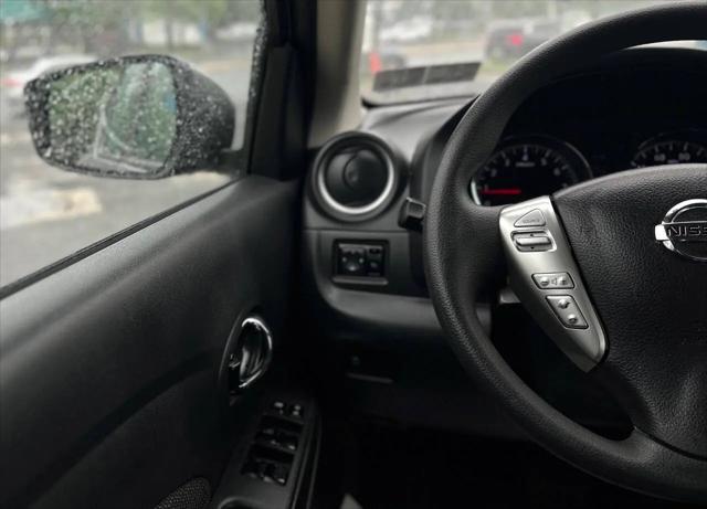 2016 Nissan Versa 1.6 SV