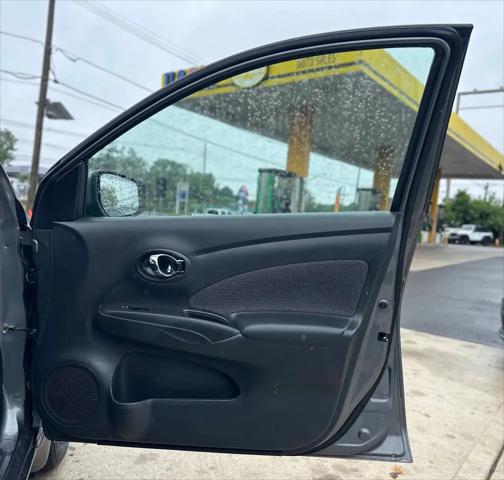 2016 Nissan Versa 1.6 SV