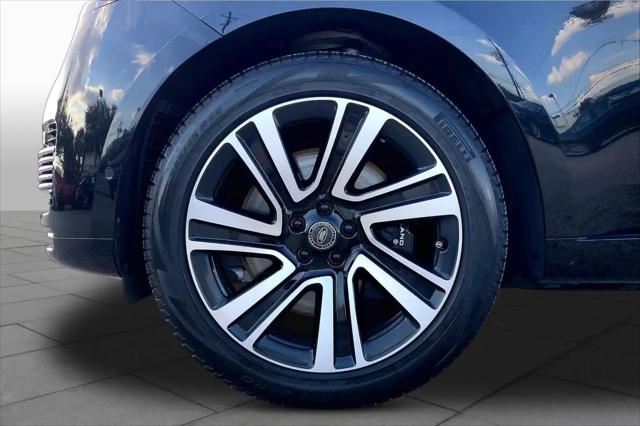 2023 Land Rover Range Rover SV