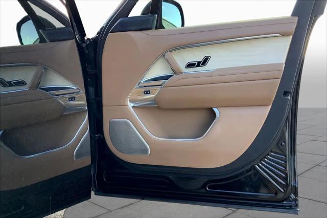 2023 Land Rover Range Rover SV