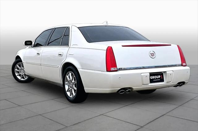 2010 Cadillac DTS Luxury Collection