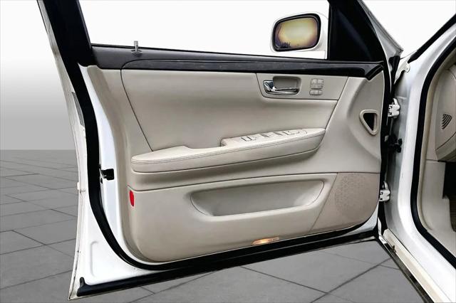 2010 Cadillac DTS Luxury Collection
