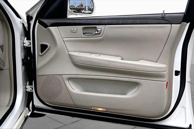 2010 Cadillac DTS Luxury Collection