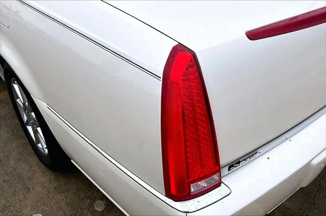 2010 Cadillac DTS Luxury Collection
