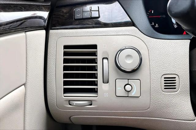 2010 Cadillac DTS Luxury Collection