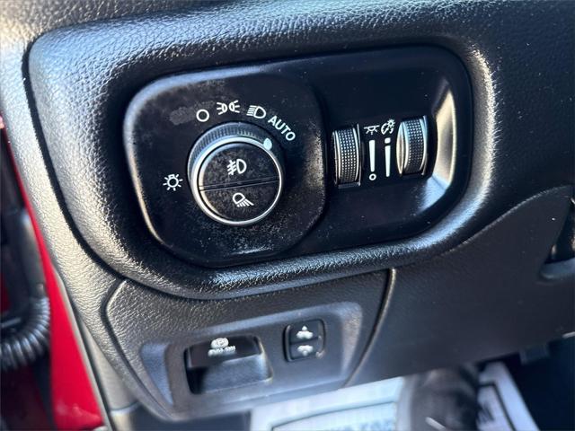 2025 Ram 1500 Big Horn Crew Cab 4x4 5'7" Box