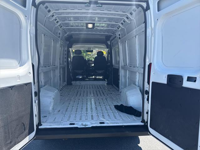 2025 Ram ProMaster Cargo Van Tradesman High Roof 159" WB w/Pass Seat