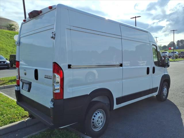 2024 Ram ProMaster Cargo Van Tradesman High Roof 136" WB w/Pass Seat