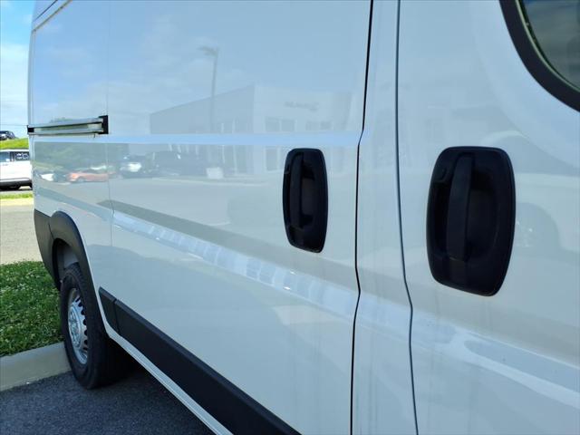 2024 Ram ProMaster Cargo Van Tradesman High Roof 136" WB w/Pass Seat