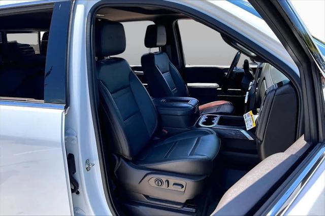 2020 GMC Sierra 3500HD 4WD Crew Cab Long Bed Denali