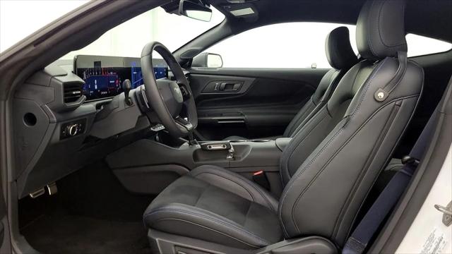 2025 Ford Mustang Dark Horse Fastback