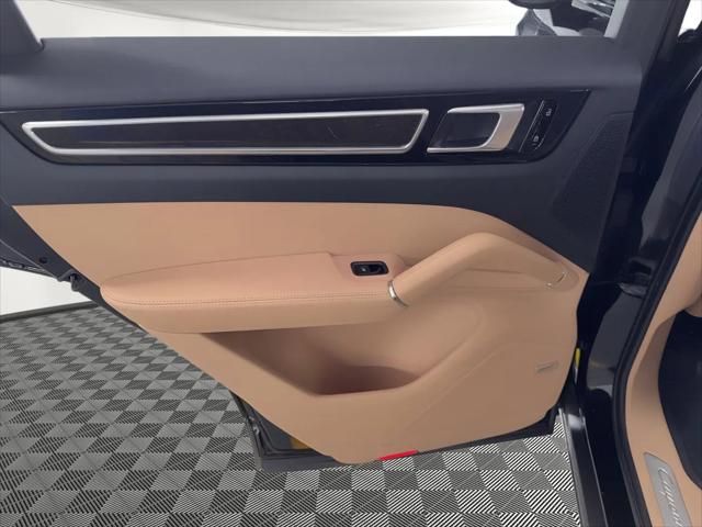 2021 Porsche Cayenne E-Hybrid Cayenne E-Hybrid