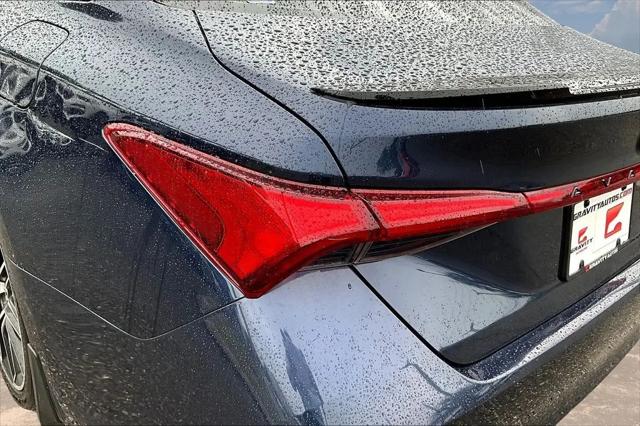2019 Toyota Avalon Touring