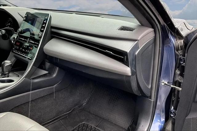 2019 Toyota Avalon Touring