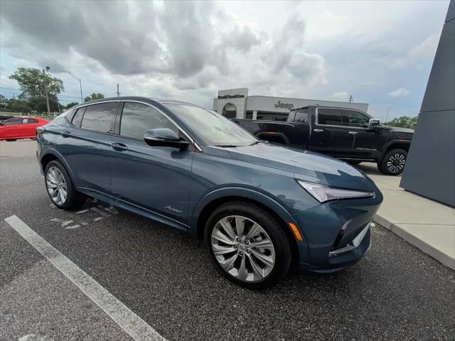 2024 Buick NV Avenir FWD