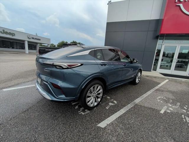 2024 Buick NV Avenir FWD