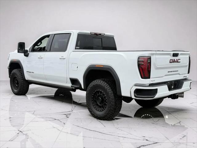 2024 GMC Sierra 2500HD 4WD Crew Cab Standard Bed AT4