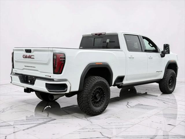 2024 GMC Sierra 2500HD 4WD Crew Cab Standard Bed AT4