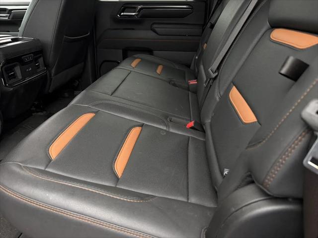 2024 GMC Sierra 2500HD 4WD Crew Cab Standard Bed AT4