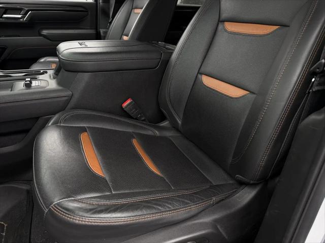 2024 GMC Sierra 2500HD 4WD Crew Cab Standard Bed AT4