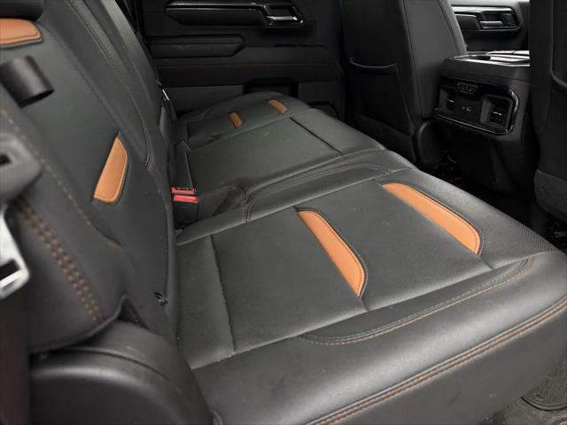 2024 GMC Sierra 2500HD 4WD Crew Cab Standard Bed AT4