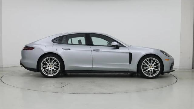 2018 Porsche Panamera Panamera