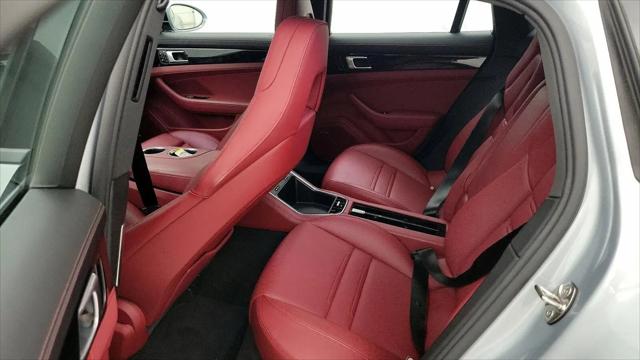 2018 Porsche Panamera Panamera