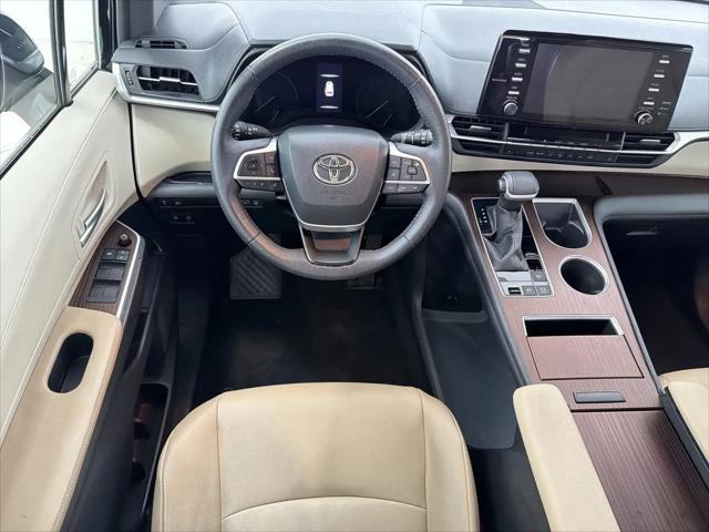 2021 Toyota Sienna XLE