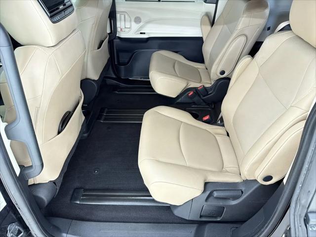 2021 Toyota Sienna XLE