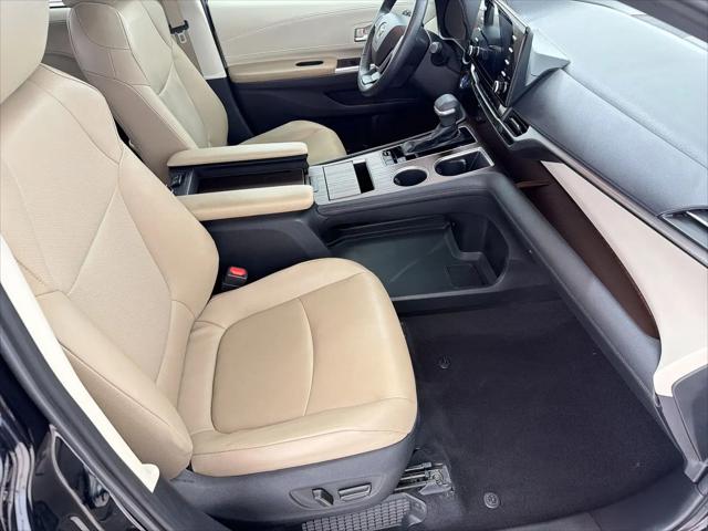 2021 Toyota Sienna XLE
