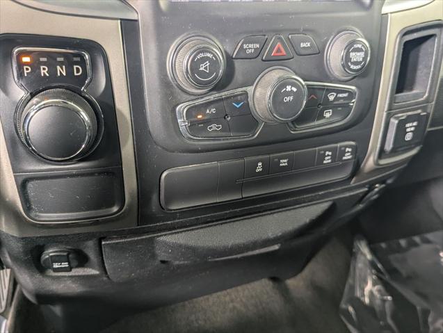 2018 Ram 1500 Big Horn Crew Cab 4x2 5'7" Box
