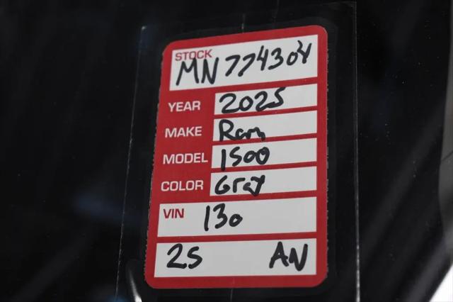 2021 Ram 1500 Laramie Crew Cab 4x4 5'7" Box