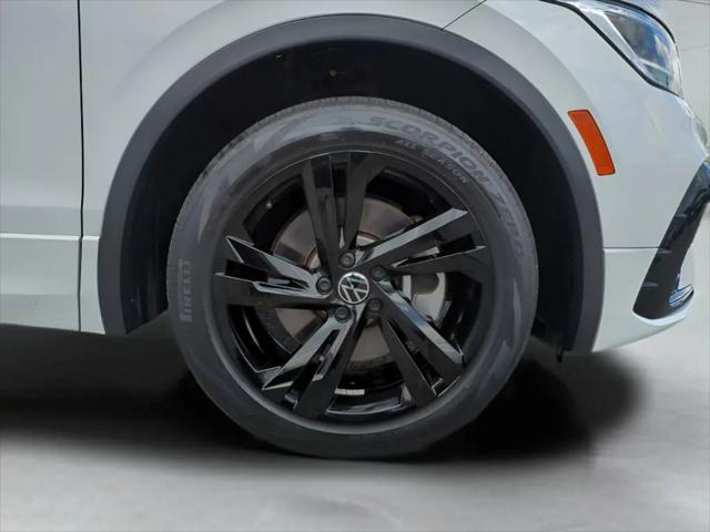 2023 Volkswagen Tiguan 2.0T SE R-Line Black