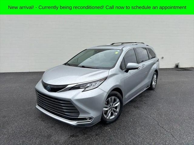 2021 Toyota Sienna Limited for sale in Hickory, NC