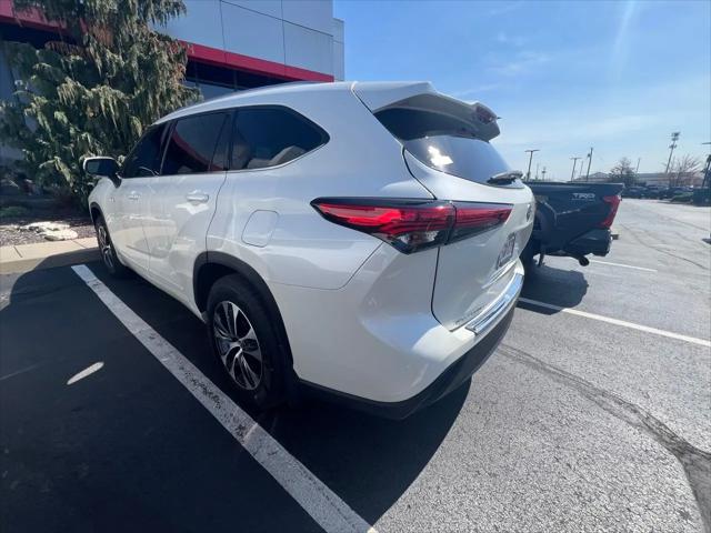 2020 Toyota Highlander Hybrid XLE