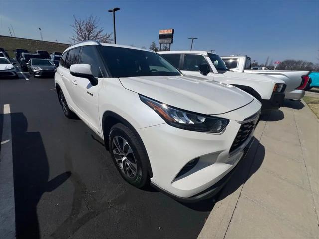 2020 Toyota Highlander Hybrid XLE