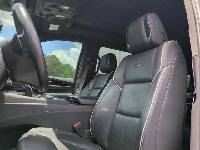 2022 Cadillac Escalade 4WD Sport