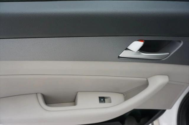 2017 Hyundai Sonata Hybrid SE