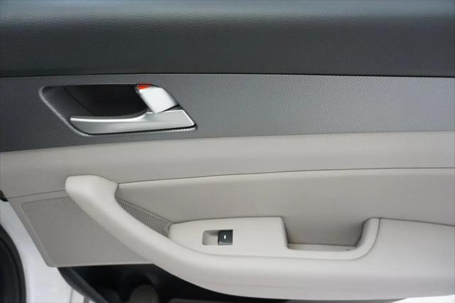 2017 Hyundai Sonata Hybrid SE