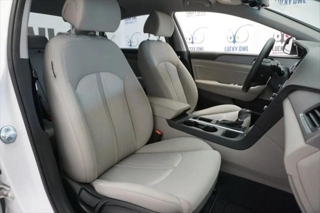 2017 Hyundai Sonata Hybrid SE