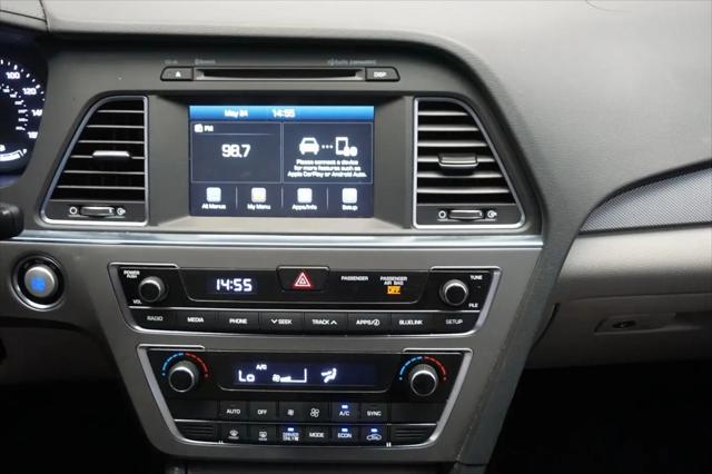 2017 Hyundai Sonata Hybrid SE