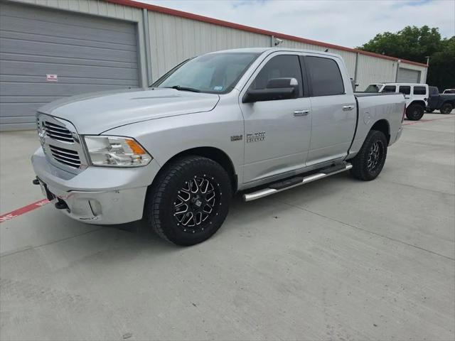 2017 Ram 1500 Lone Star Crew Cab 4x4 5'7" Box for sale in Ennis, TX