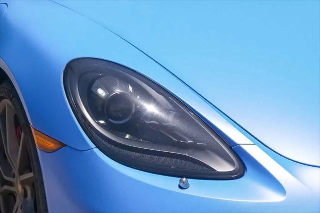 2024 Porsche 718 Boxster S