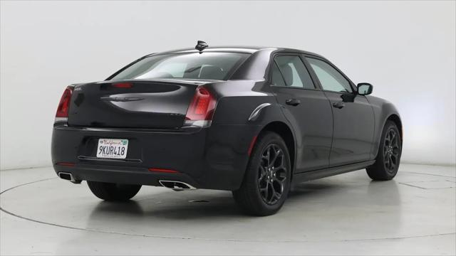 2023 Chrysler 300 Touring L AWD
