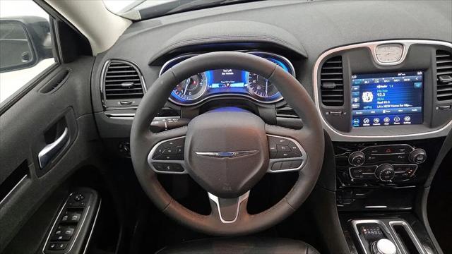2023 Chrysler 300 Touring L AWD