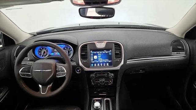 2023 Chrysler 300 Touring L AWD