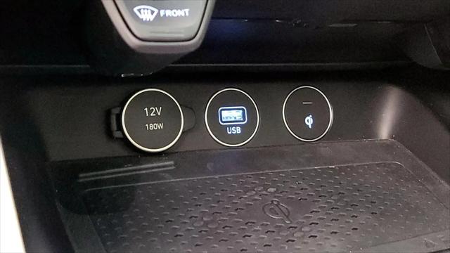 2022 Genesis G70 2.0T RWD