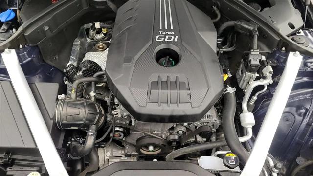 2022 Genesis G70 2.0T RWD