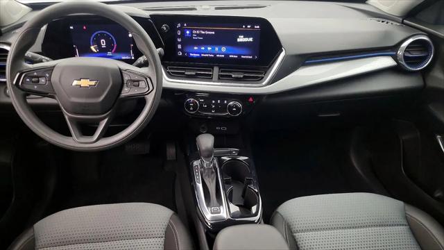 2025 Chevrolet Trax FWD LT
